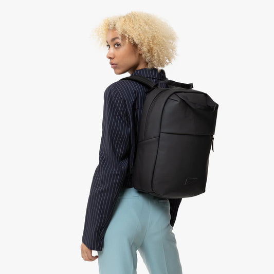 TECUM TOTE CNNCT F Matte Black