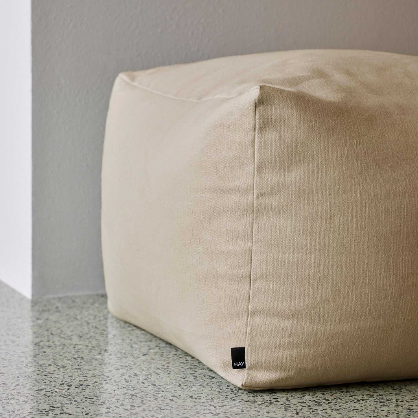 Pouf-Planar _ Sand or Grey Sprinkle
