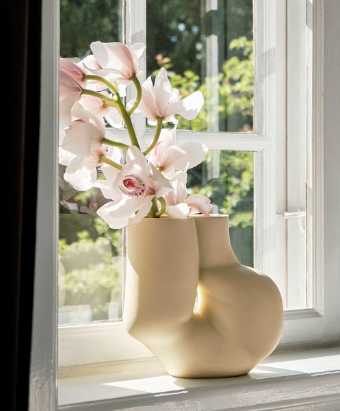 W&S Vase _ Chubby Soft Yellow